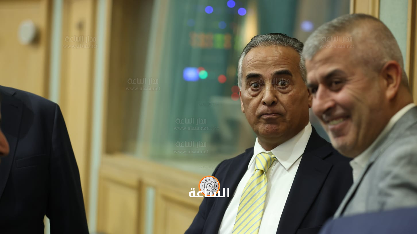 Madar Al-Saa Images 0.17935790439142651