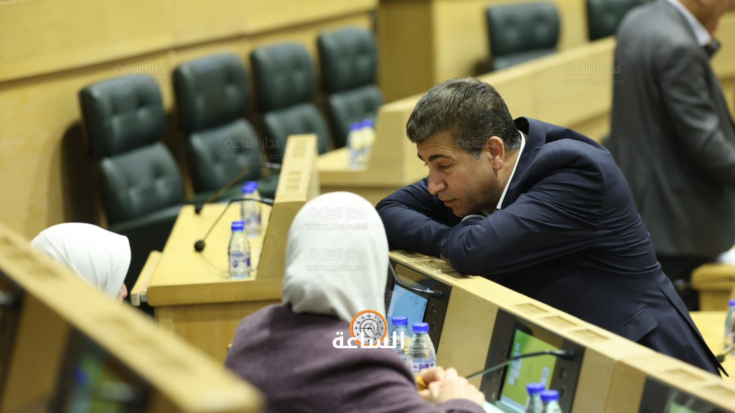 Madar Al-Saa Images 0.03412573625609905