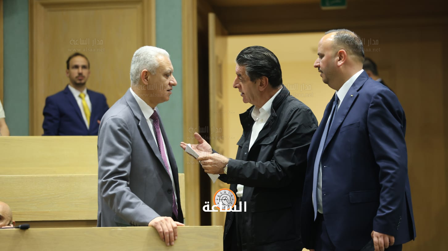 Madar Al-Saa Images 0.5393631171828447