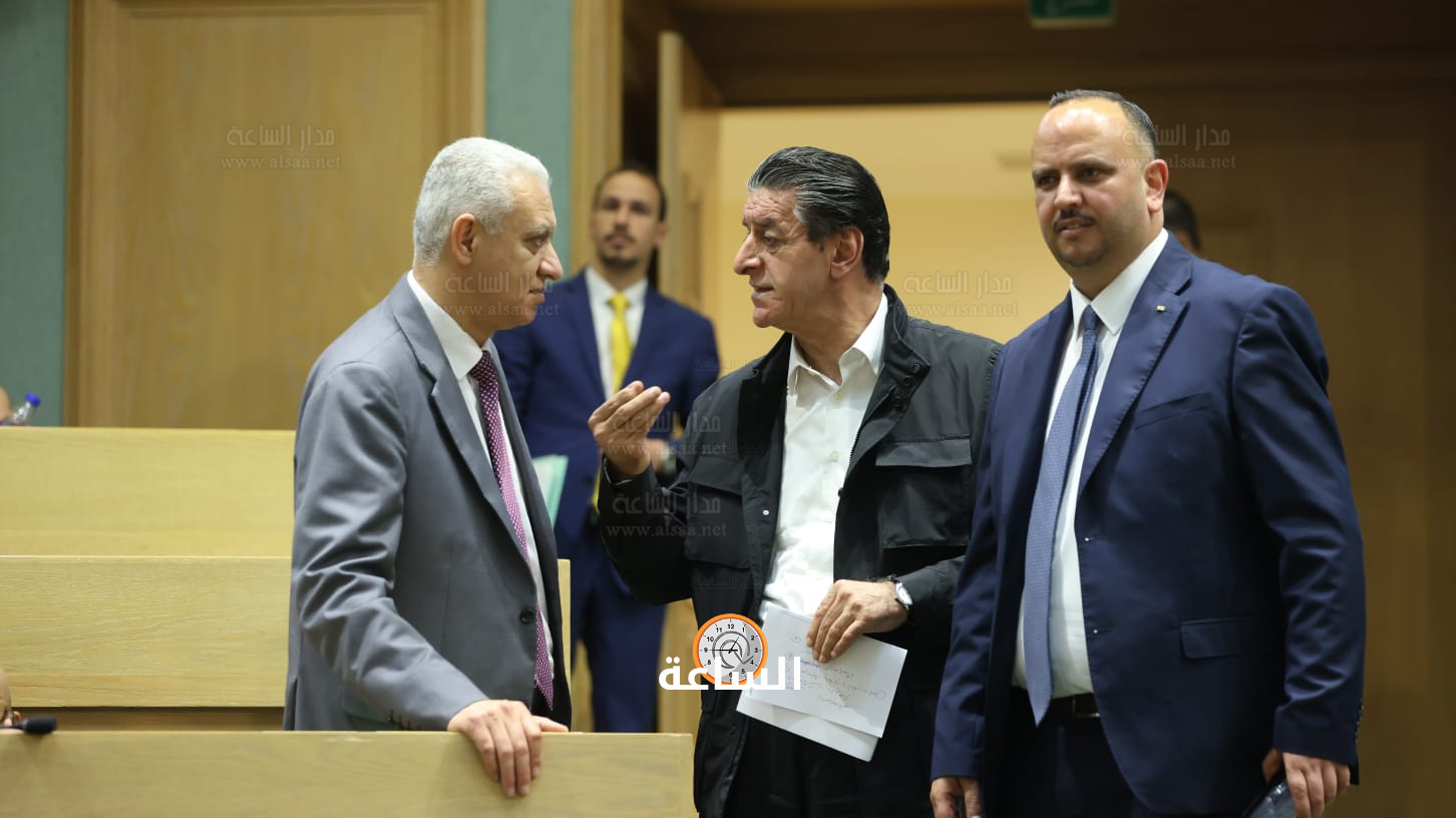 Madar Al-Saa Images 0.9973102288491009