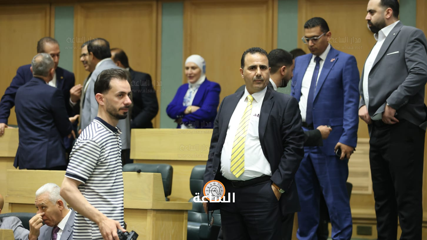 Madar Al-Saa Images 0.40989214234202387