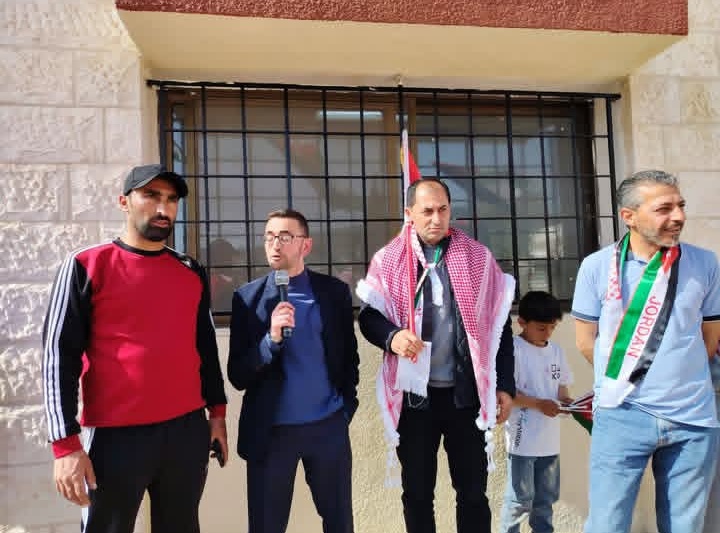 Madar Al-Saa Images 0.479713581334936