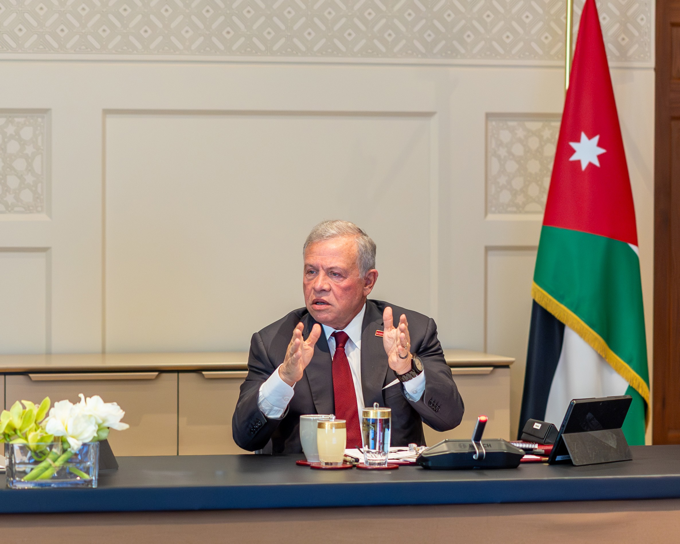 Madar Al-Saa Images 0.2250067614556348