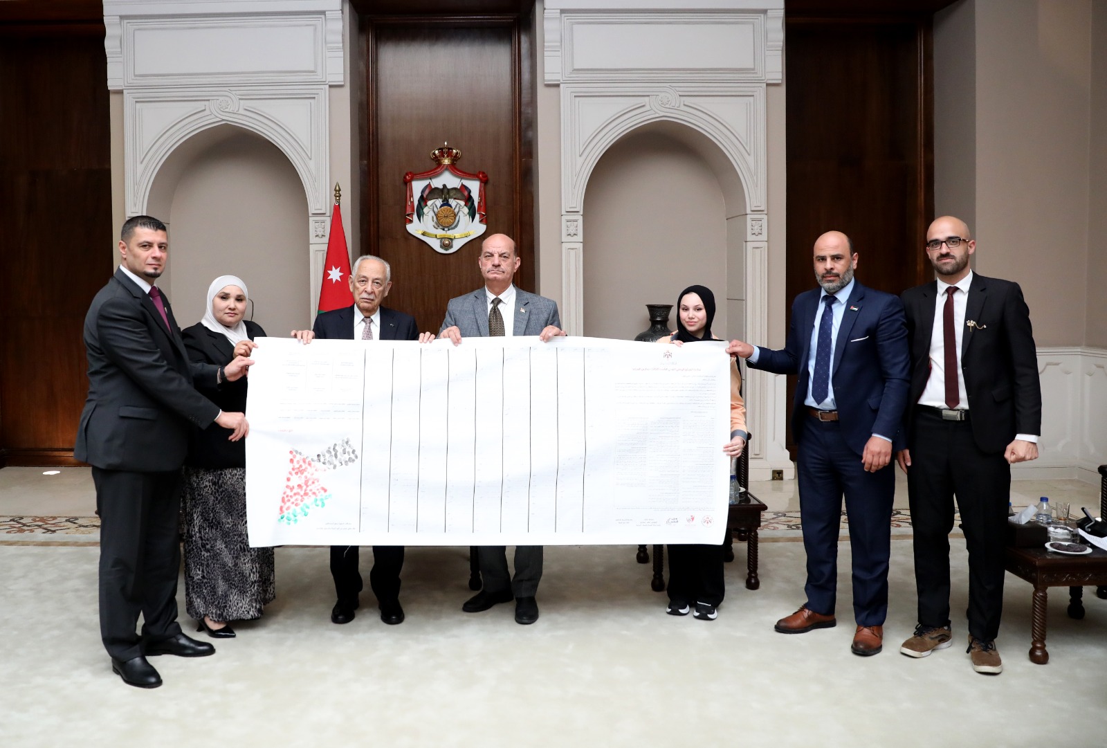 Madar Al-Saa Images 0.43997625881241065