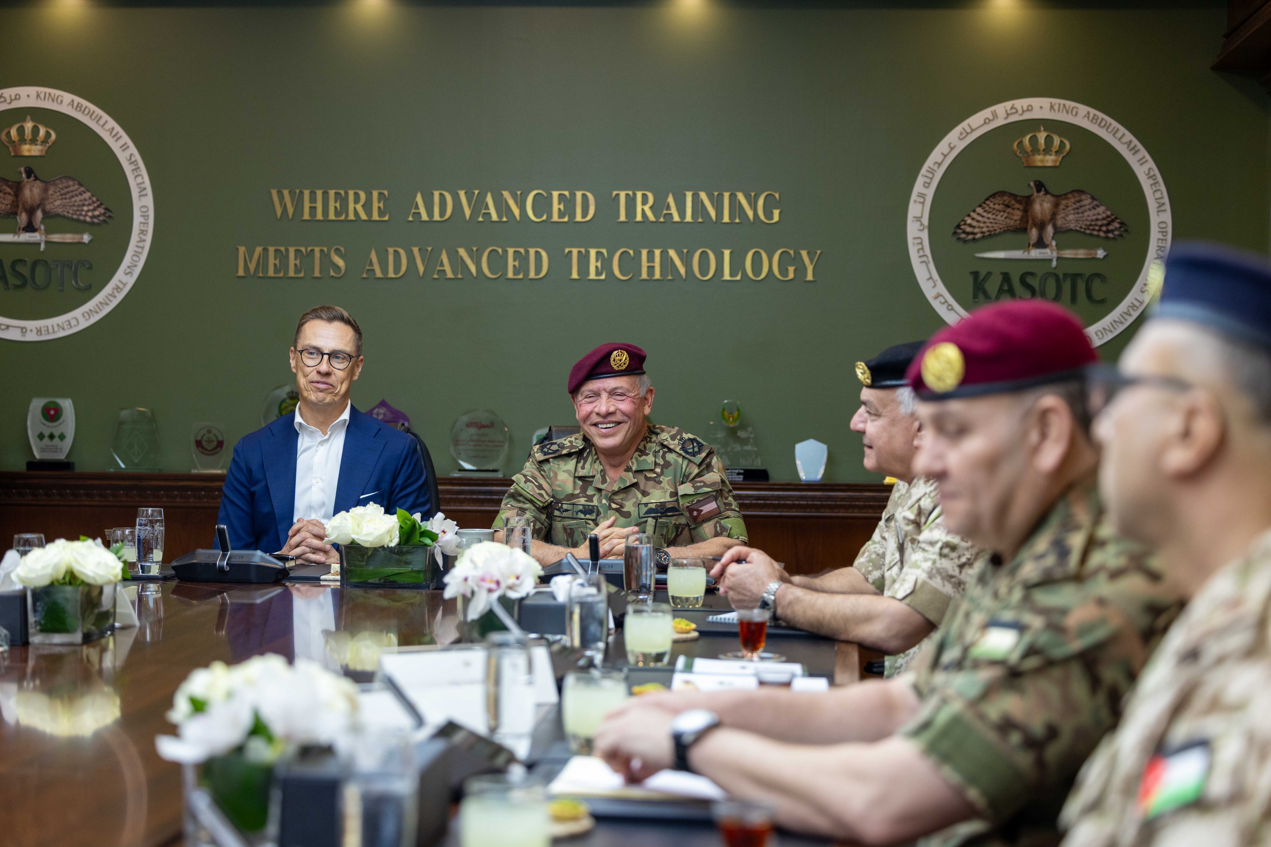 Madar Al-Saa Images 0.06246815156635832