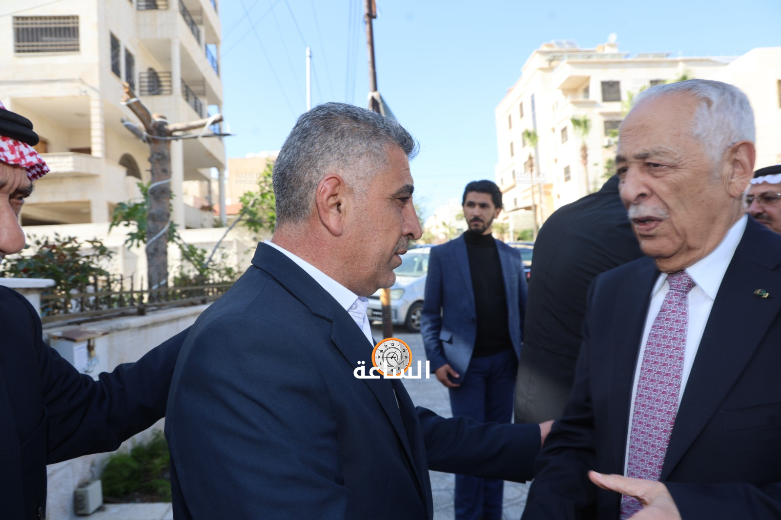 Madar Al-Saa Images 0.2298400784285345