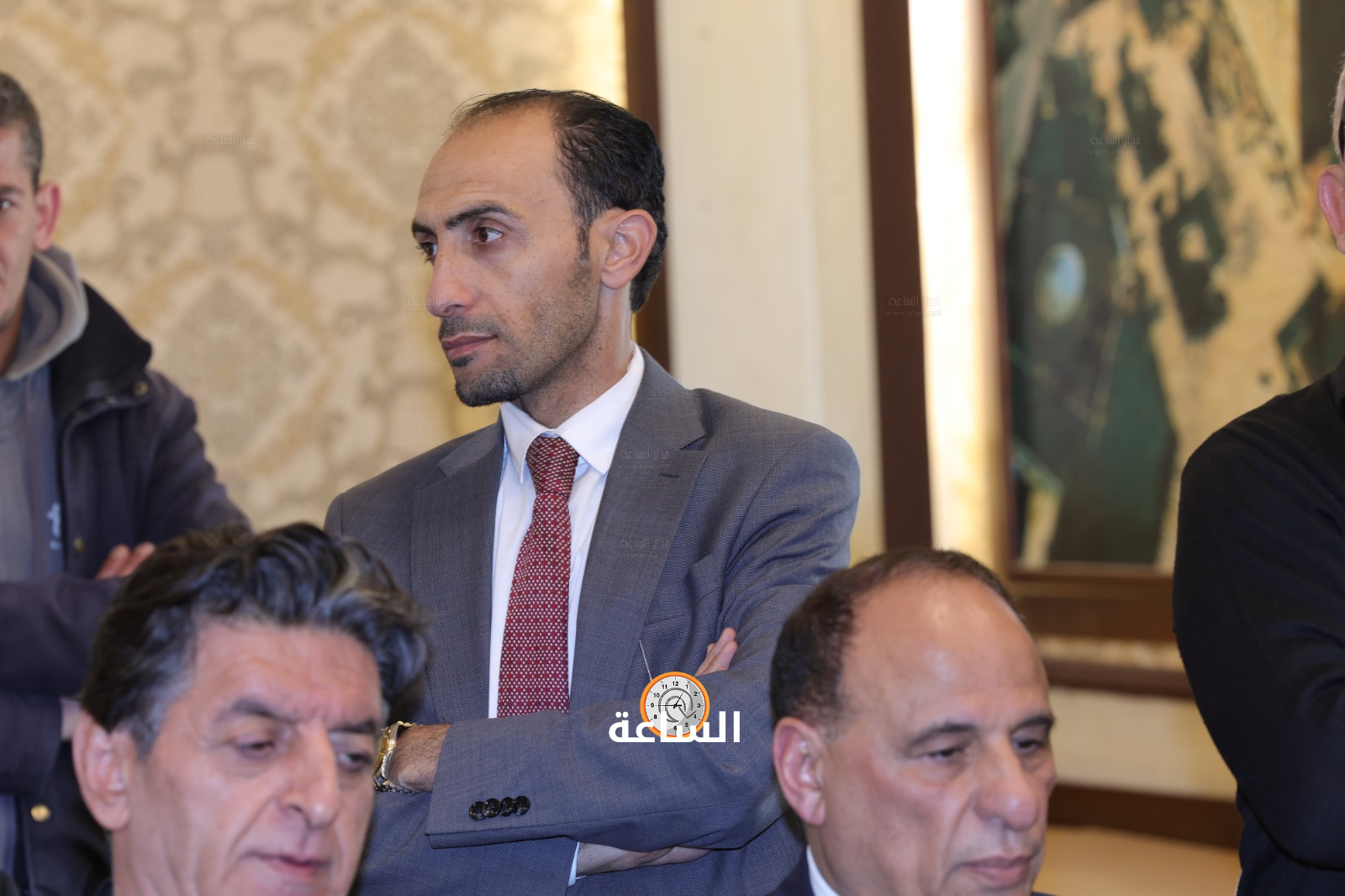 Madar Al-Saa Images 0.7493828017584006