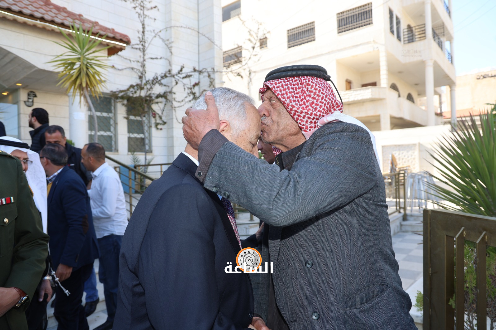 Madar Al-Saa Images 0.6973944244308173