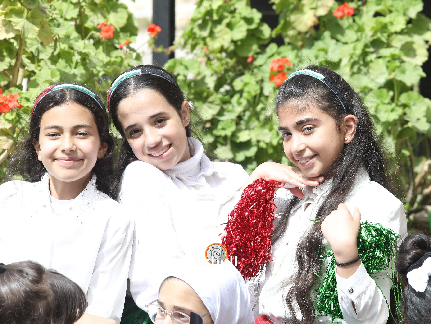 Madar Al-Saa Images 0.5109557927925537