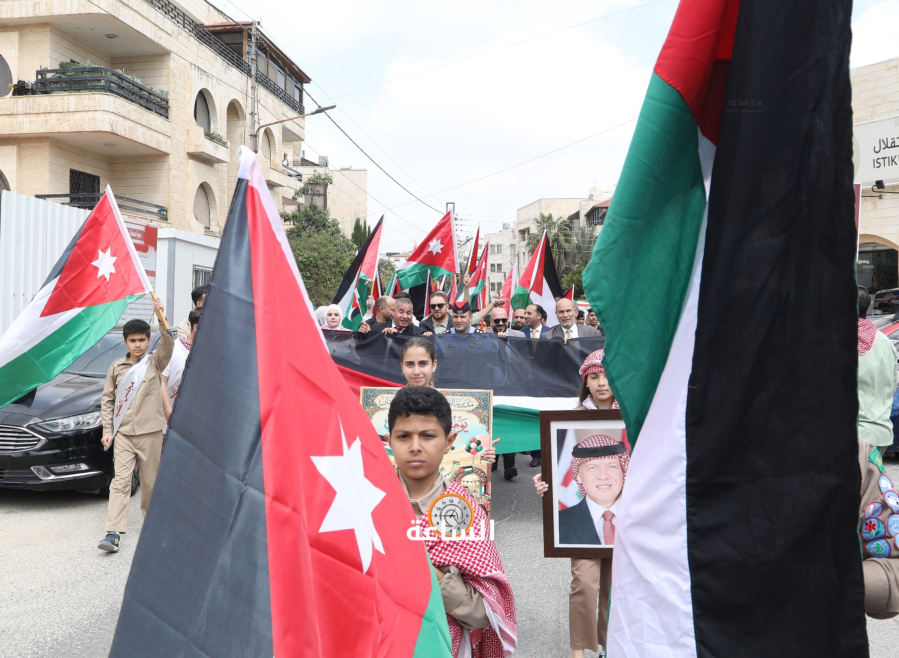 Madar Al-Saa Images 0.4709554870880538