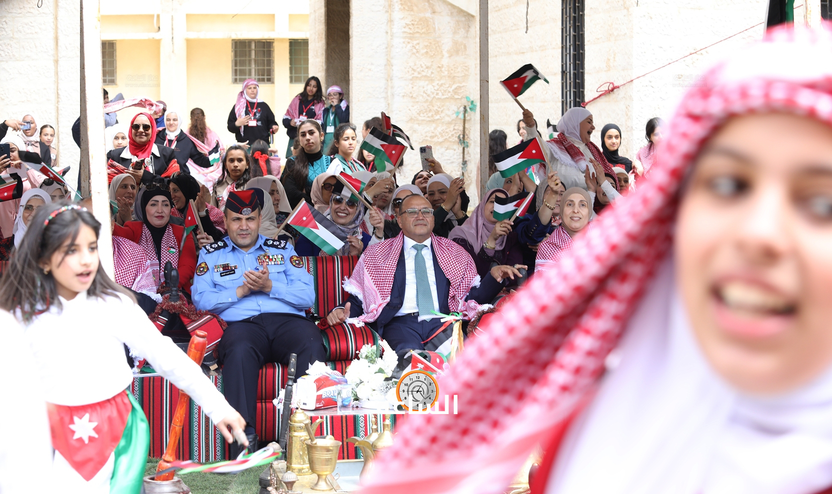 Madar Al-Saa Images 0.8981934269738476