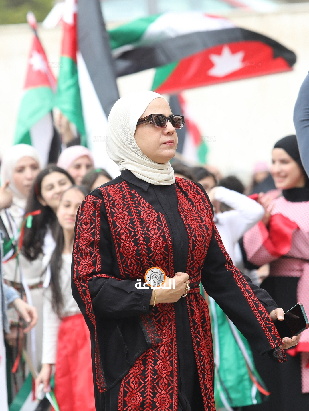 Madar Al-Saa Images 0.5841673048739368