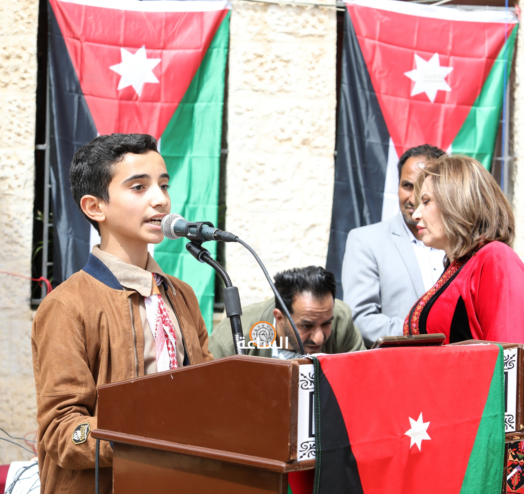 Madar Al-Saa Images 0.755395921575262