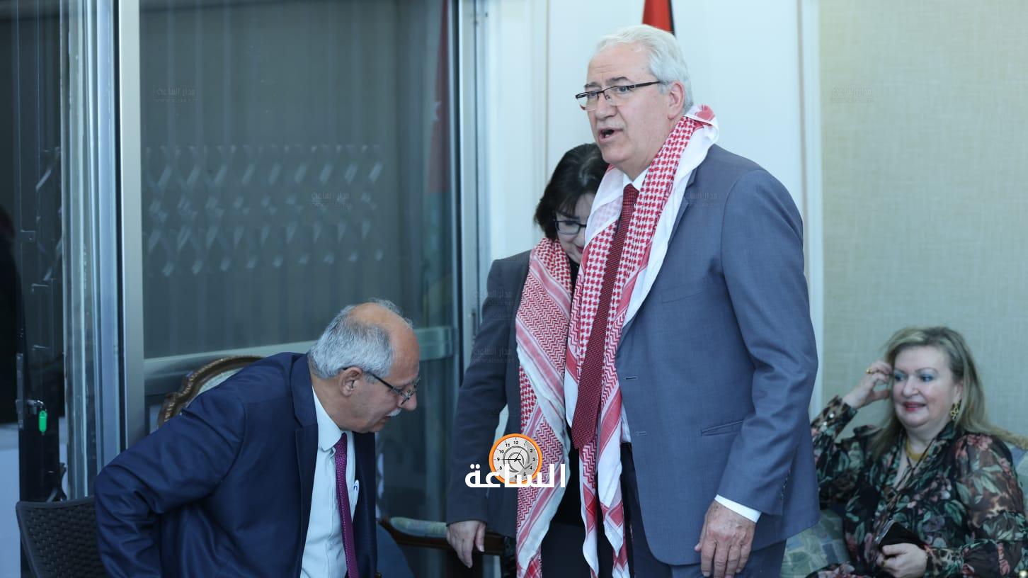 Madar Al-Saa Images 0.5777388964616327