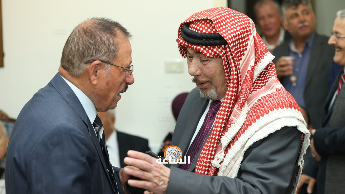 Madar Al-Saa Images 0.15071091133431136