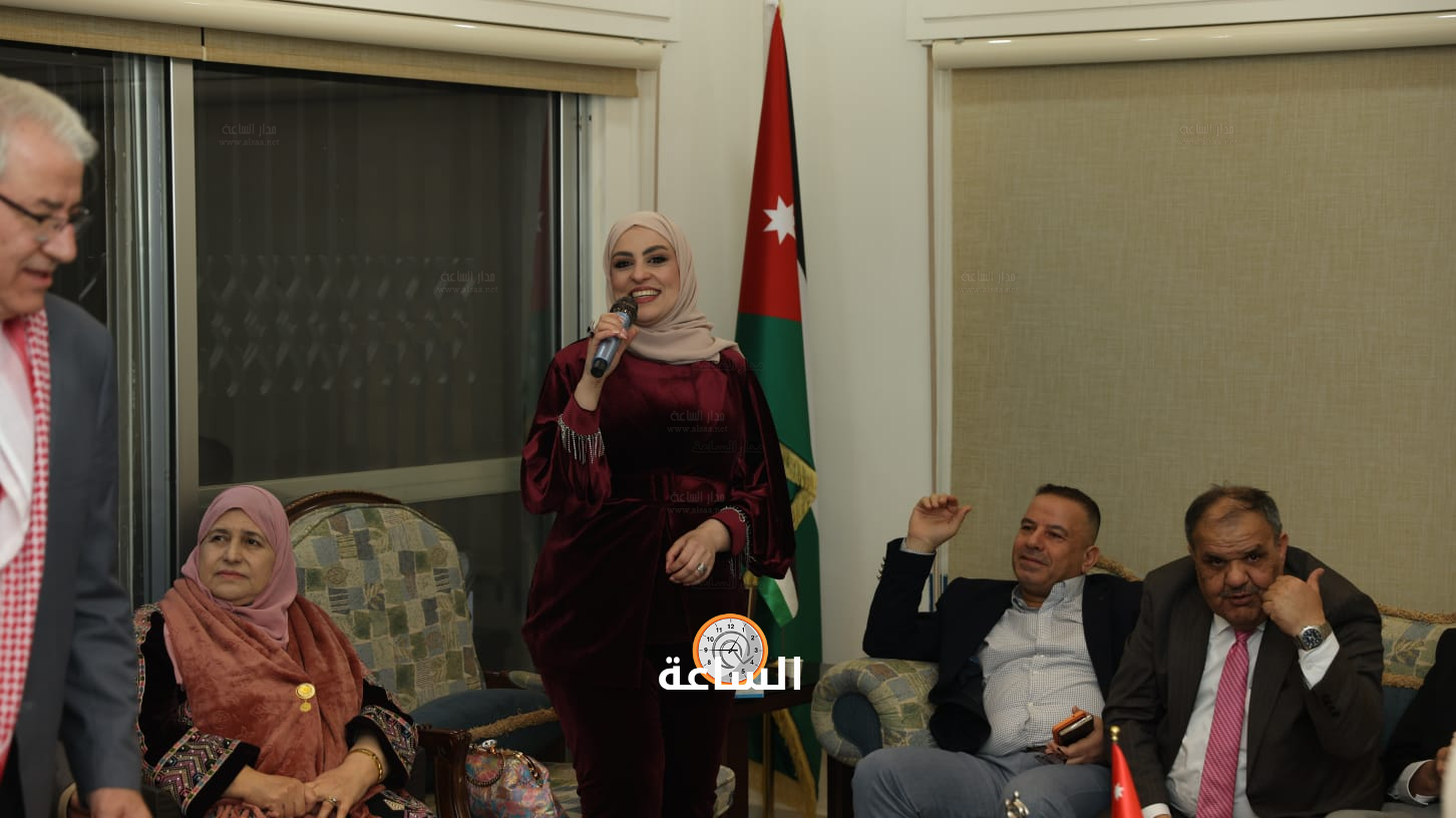 Madar Al-Saa Images 0.22294835045353067