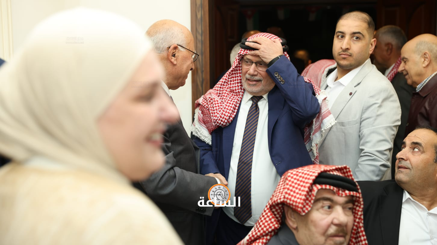 Madar Al-Saa Images 0.5179149320448064