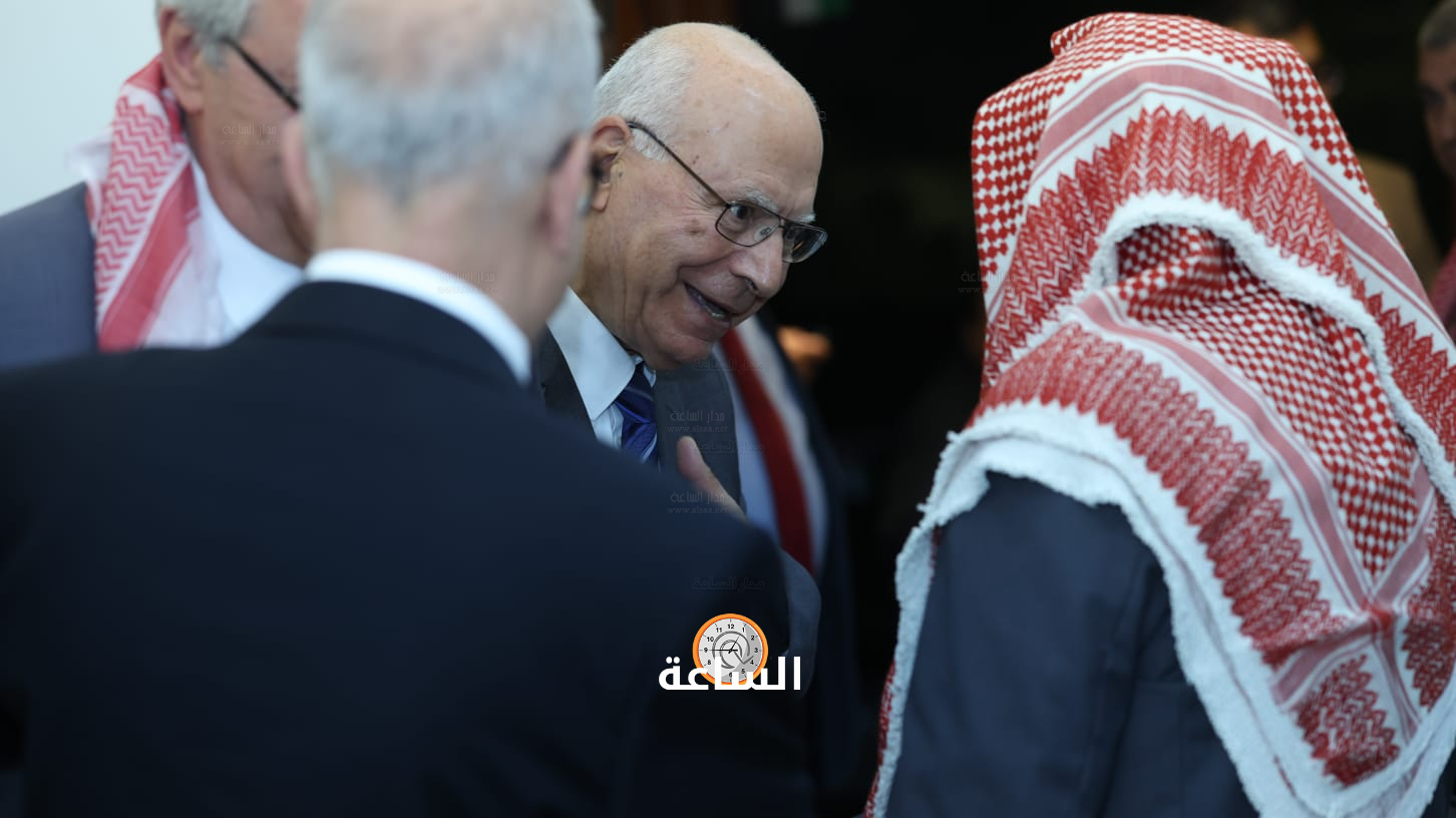 Madar Al-Saa Images 0.5112254451150918