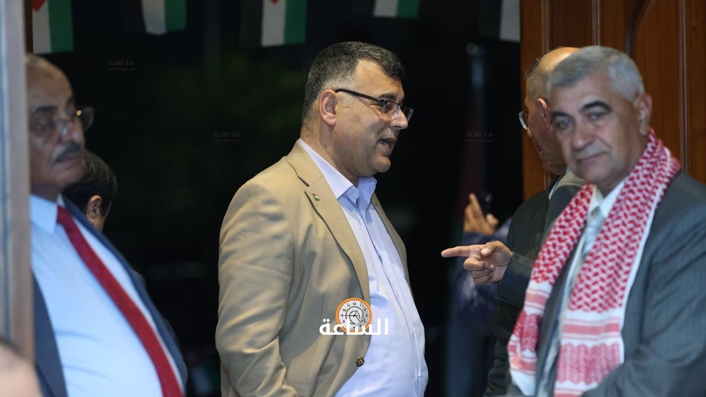 Madar Al-Saa Images 0.40336911733982717