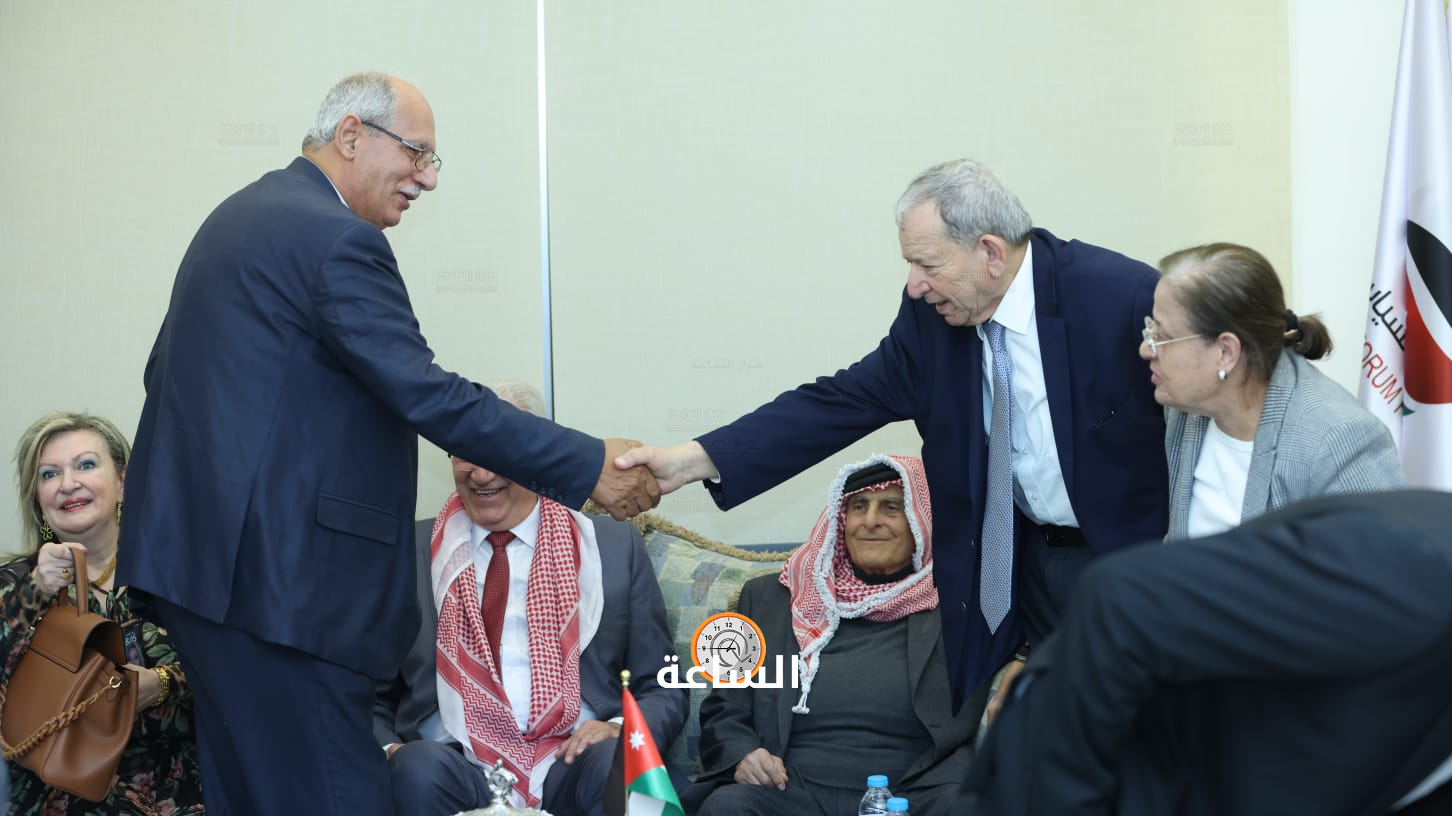 Madar Al-Saa Images 0.30100943855389084