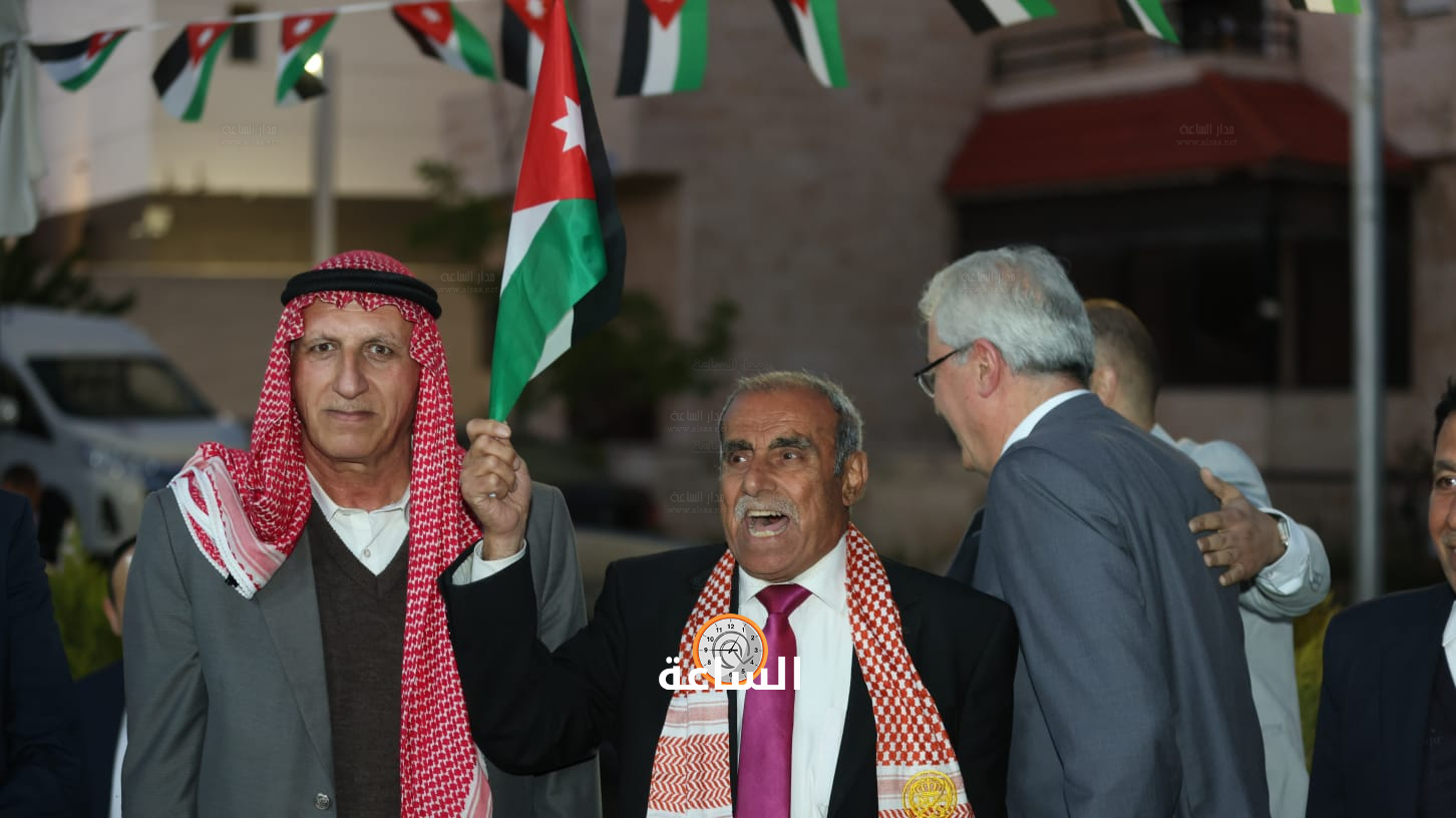 Madar Al-Saa Images 0.5218755630734654