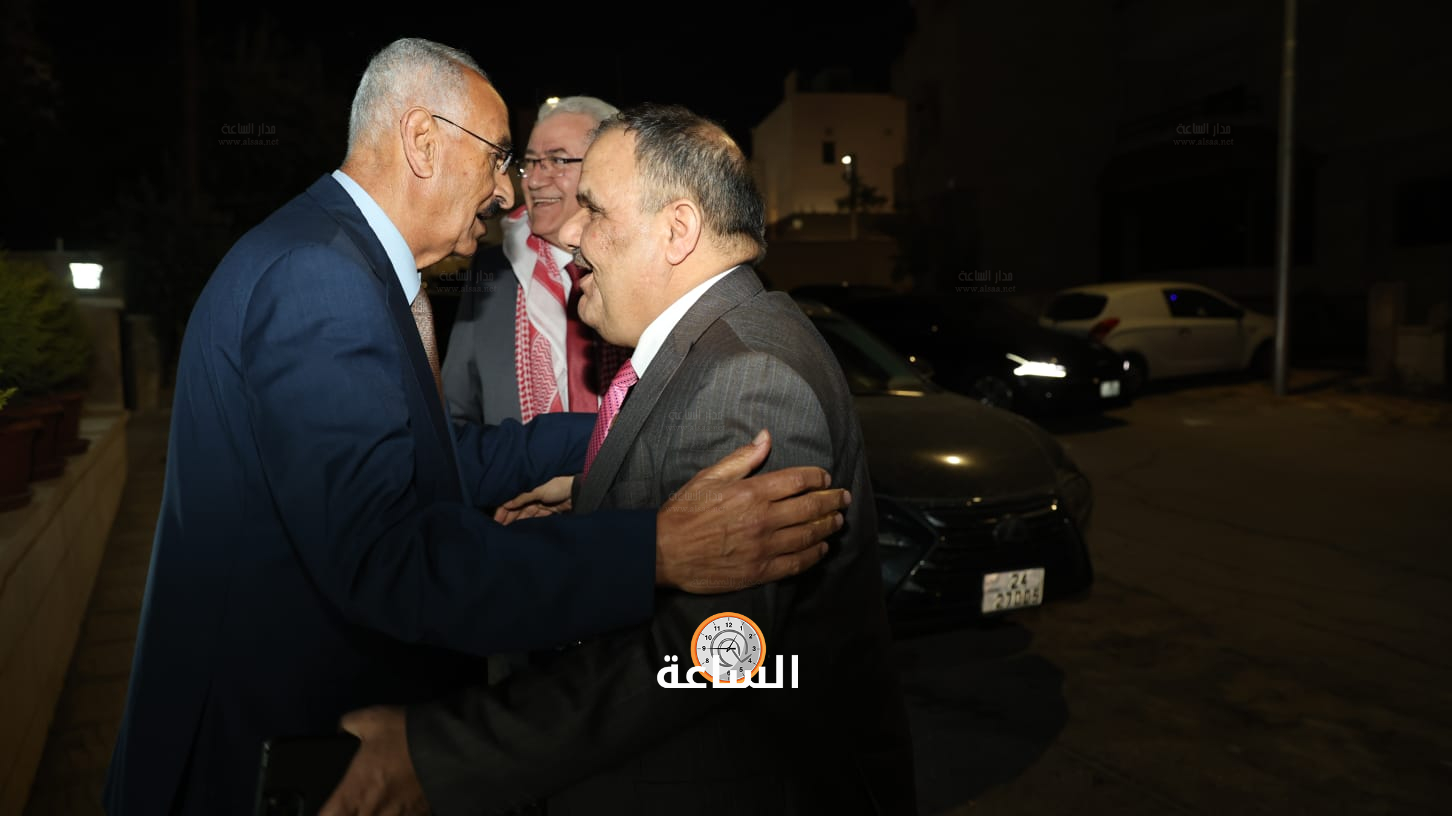 Madar Al-Saa Images 0.9396602942673293