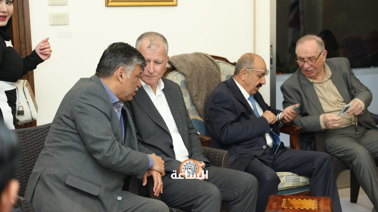 Madar Al-Saa Images 0.7754376961390234