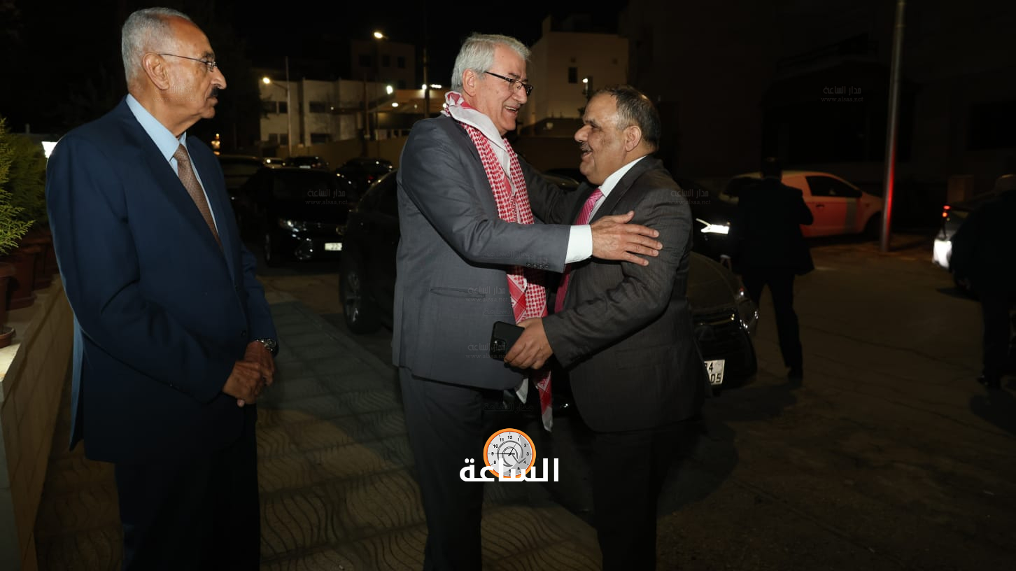 Madar Al-Saa Images 0.20556925770032008