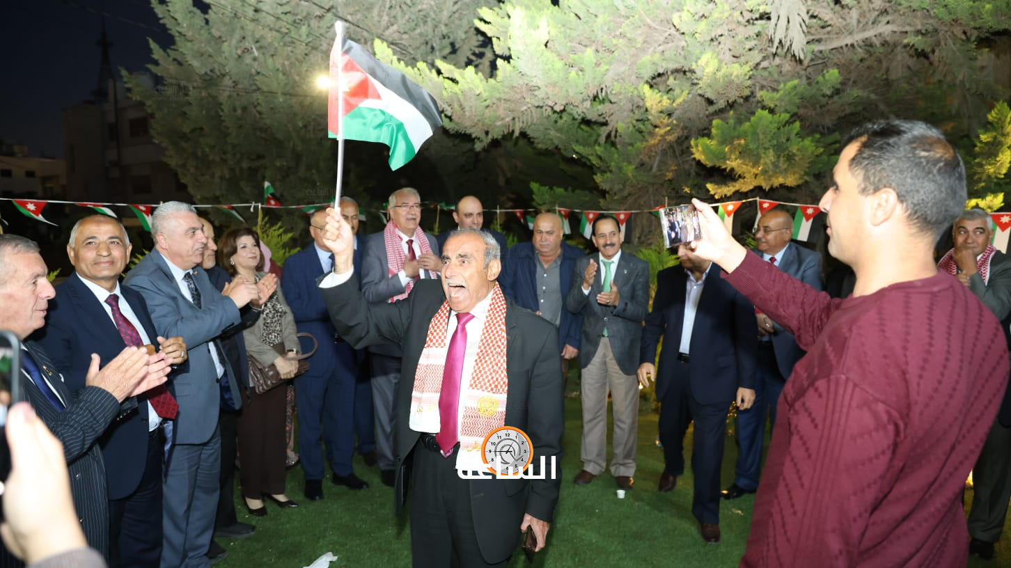 Madar Al-Saa Images 0.8833396504385844