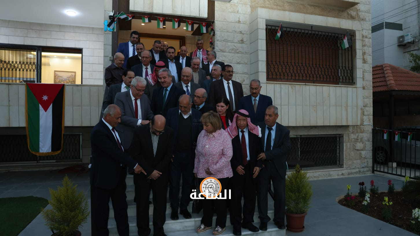 Madar Al-Saa Images 0.9673413500364741