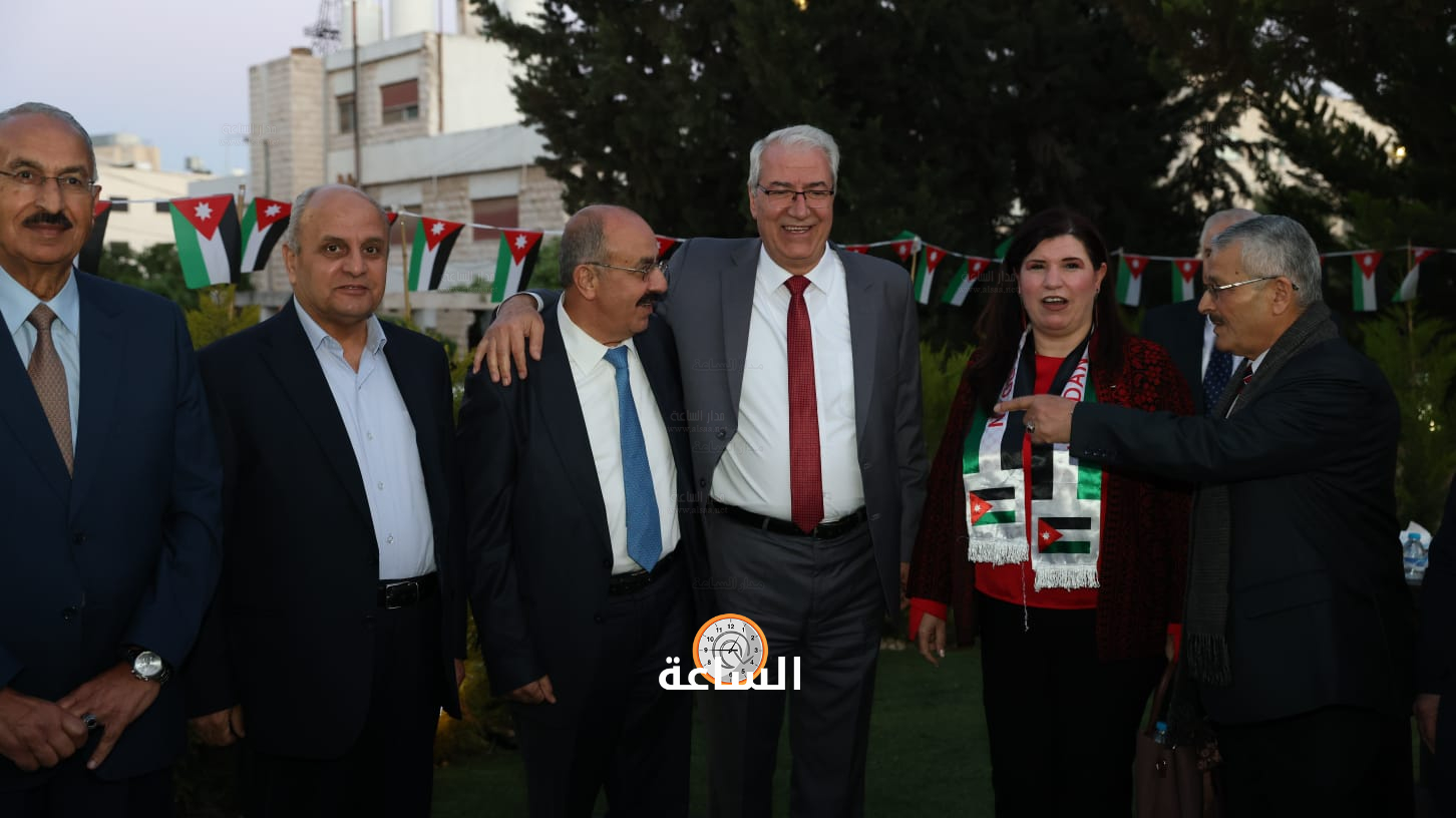 Madar Al-Saa Images 0.9281116195581965