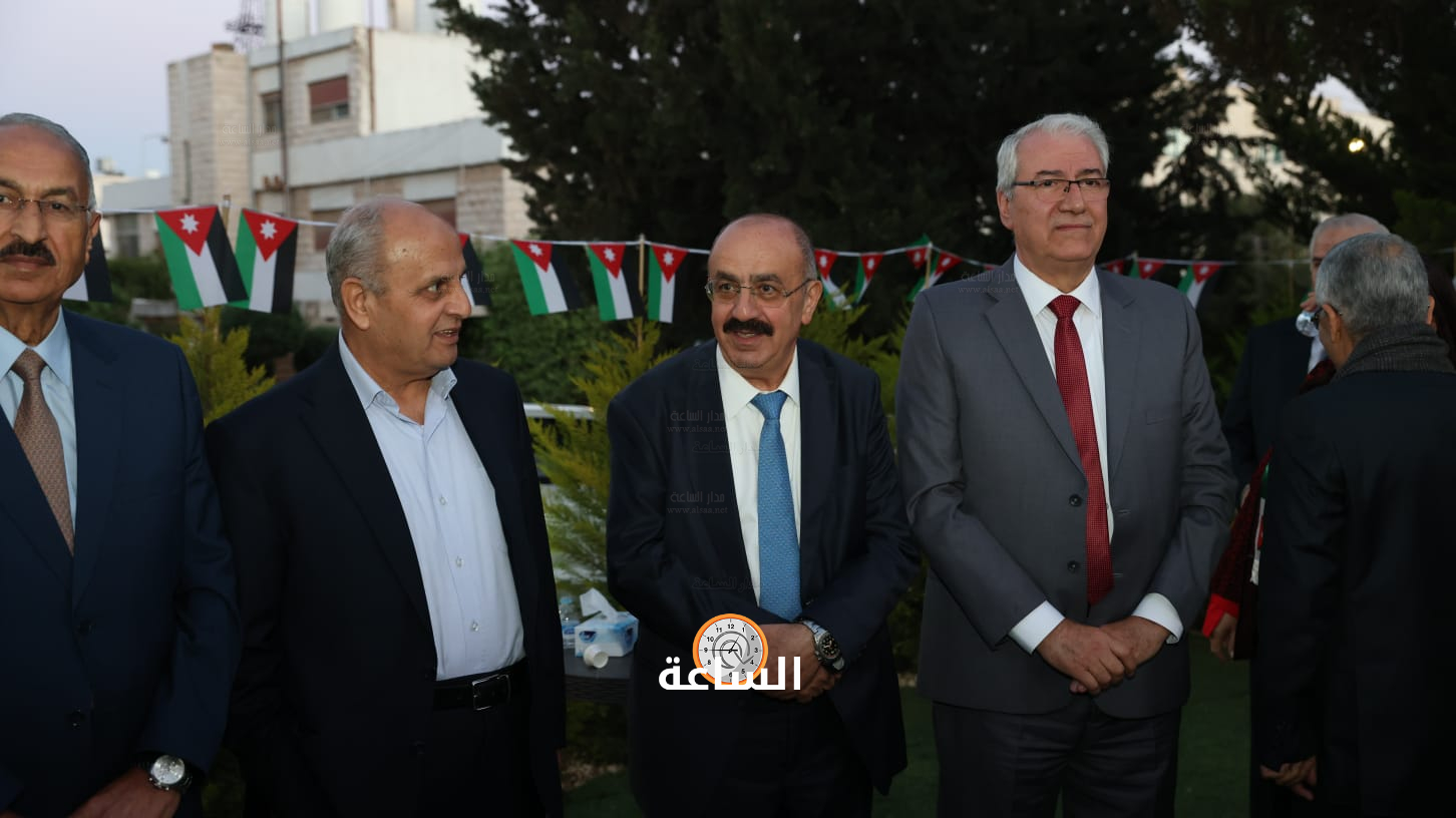 Madar Al-Saa Images 0.4795166362734581