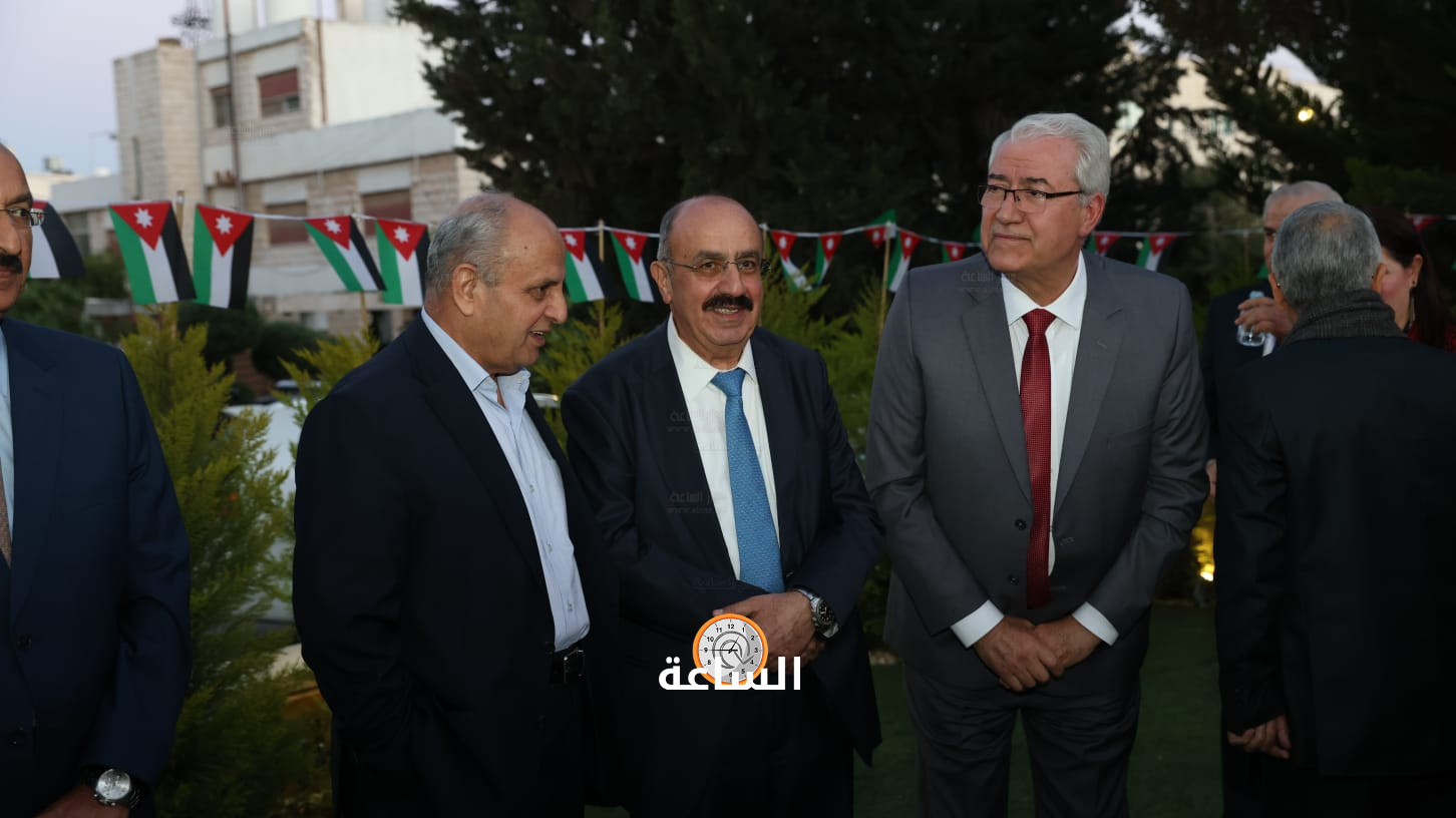 Madar Al-Saa Images 0.9217210032892537