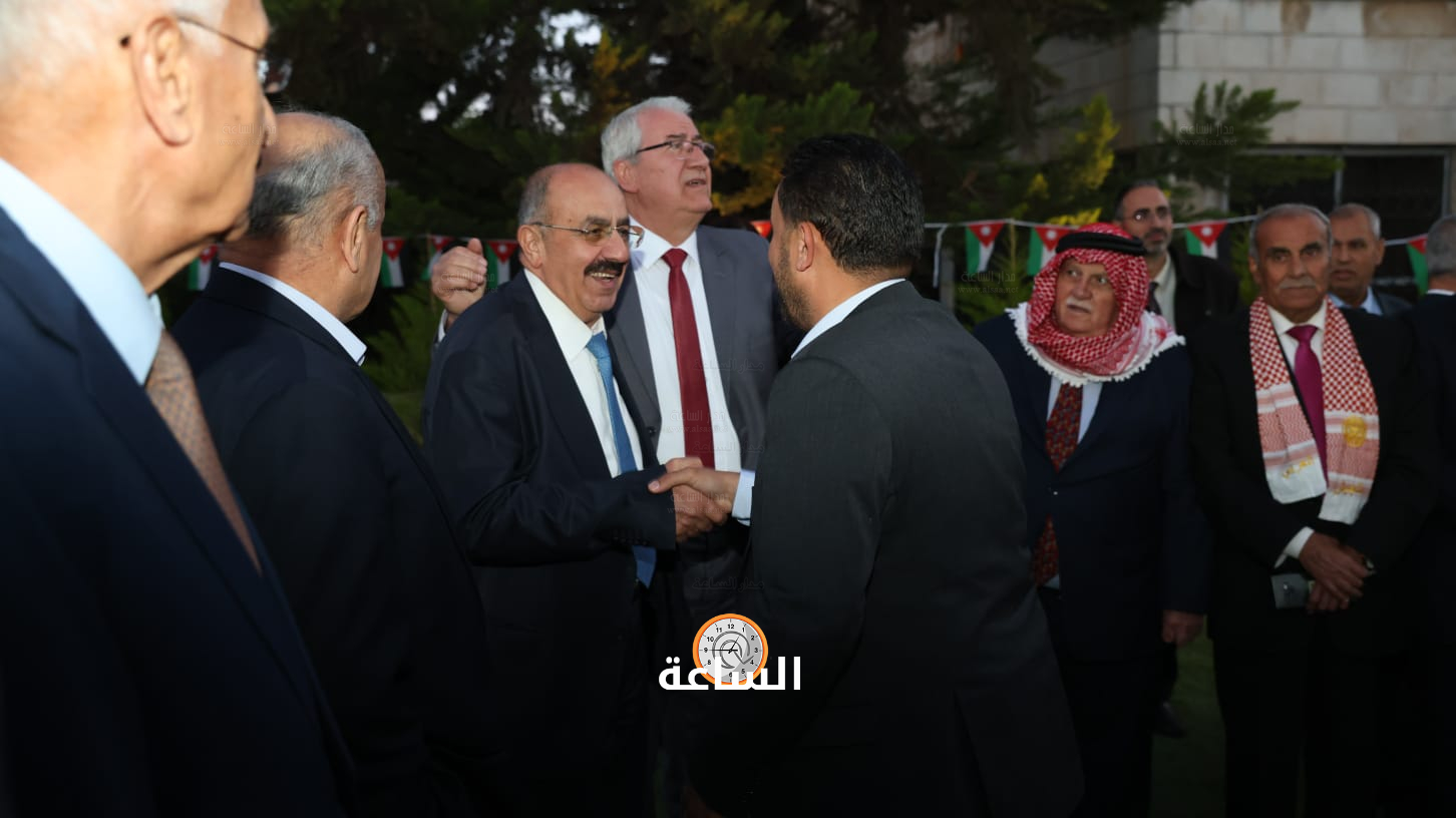 Madar Al-Saa Images 0.40213676484393446