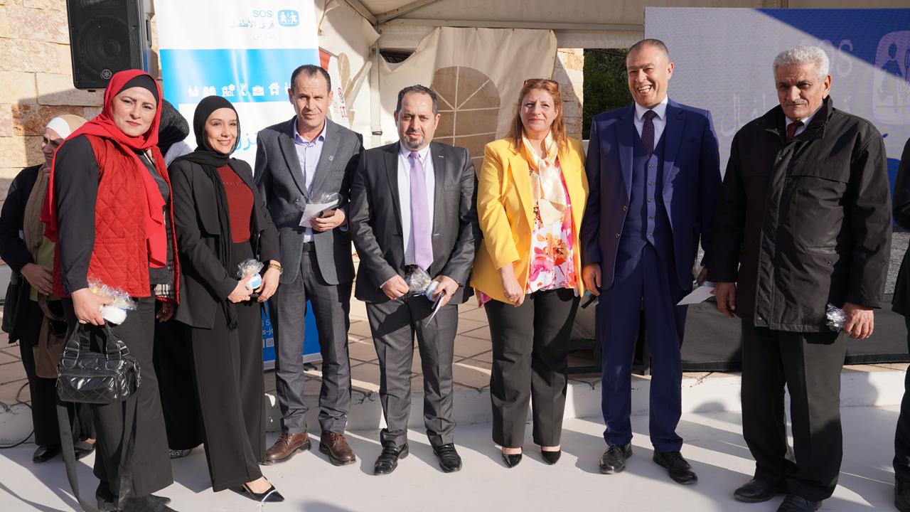 Madar Al-Saa Images 0.665008571320098