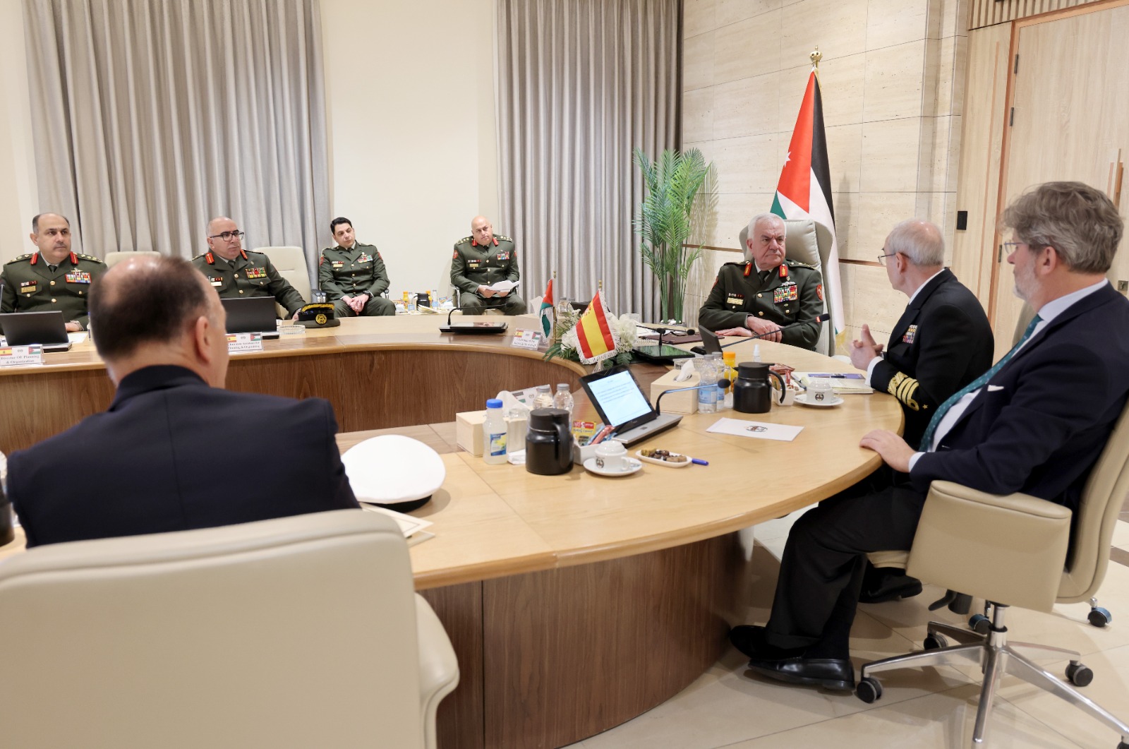 Madar Al-Saa Images 0.19664256565630178