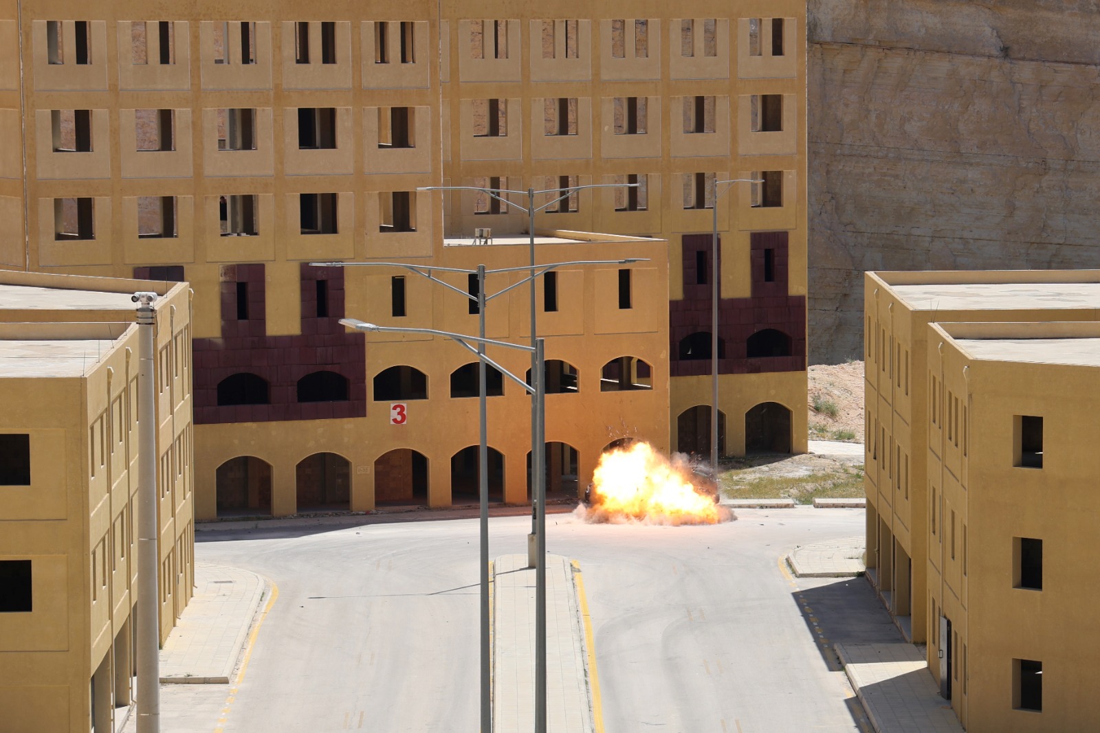 Madar Al-Saa Images 0.36497893710067797