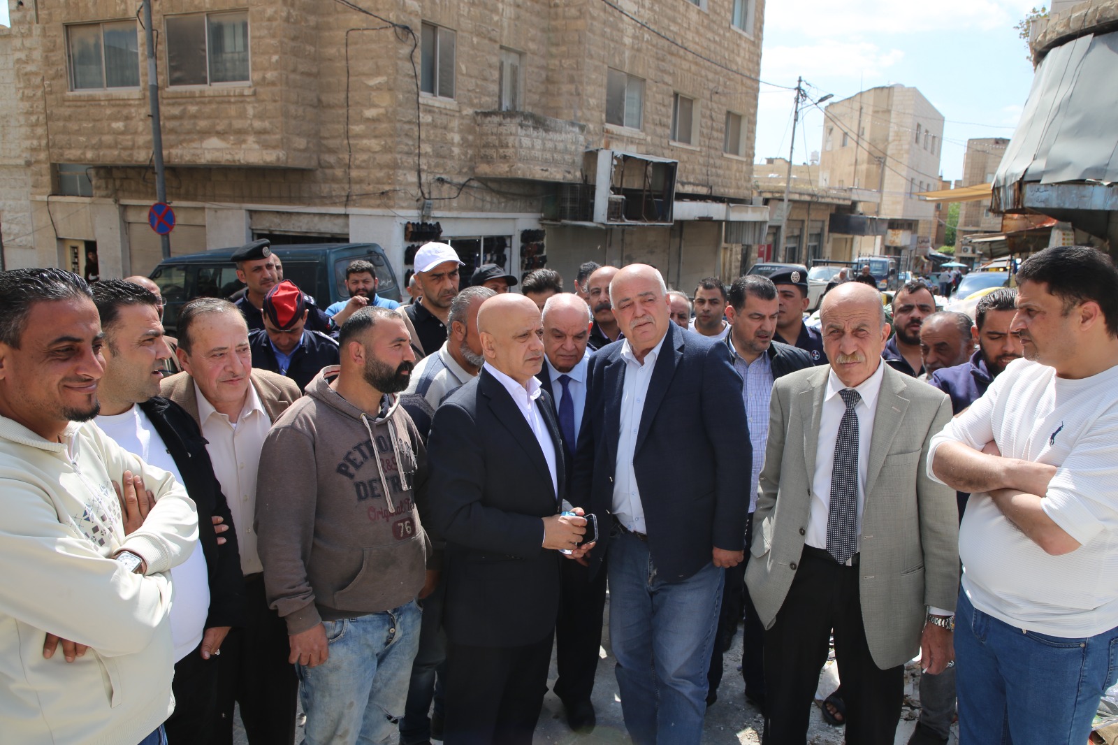 Madar Al-Saa Images 0.256807676176803