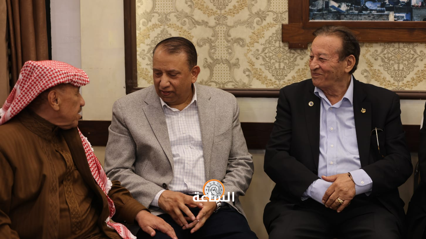 Madar Al-Saa Images 0.39298158672650074