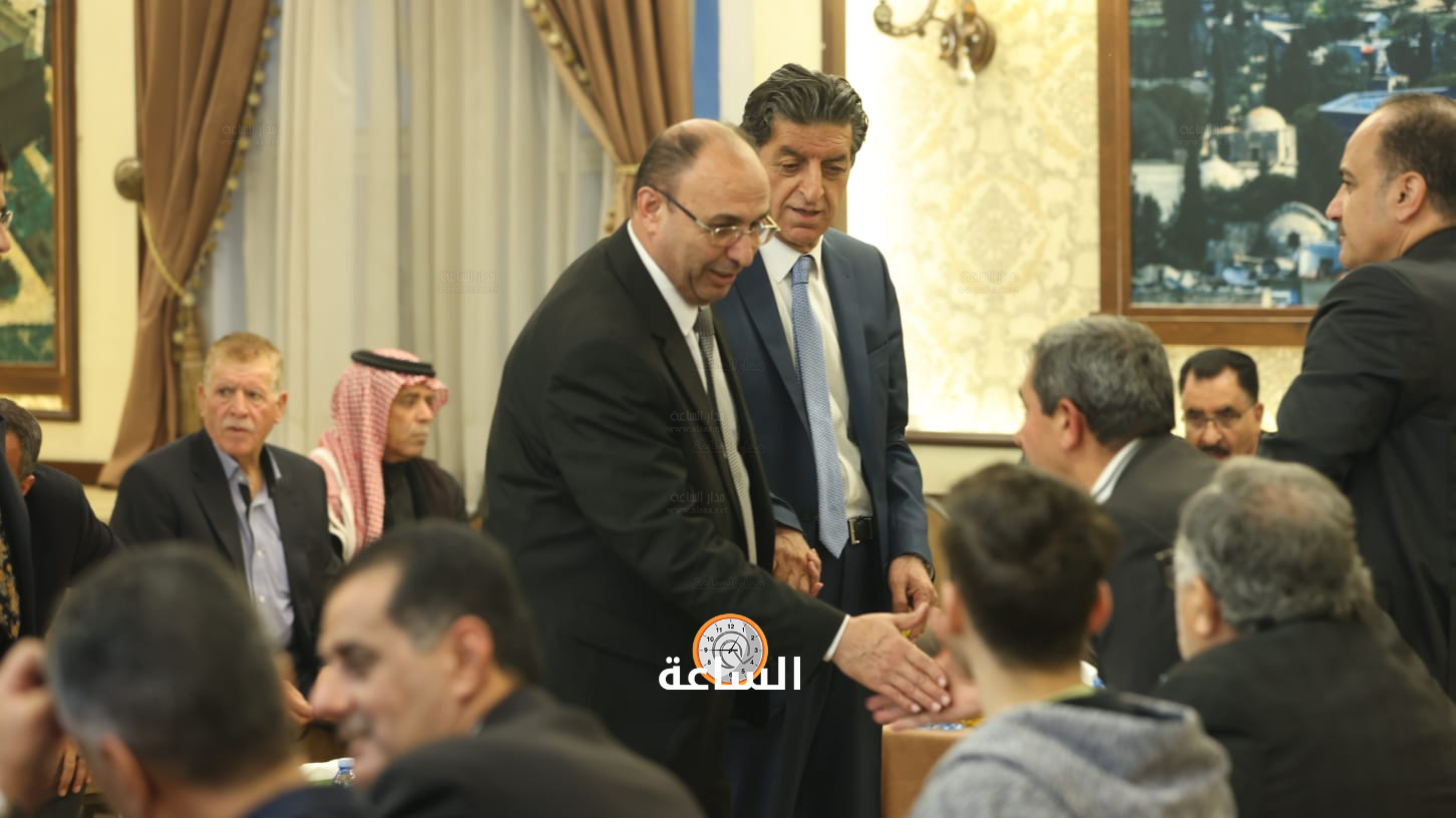 Madar Al-Saa Images 0.5240918662998814