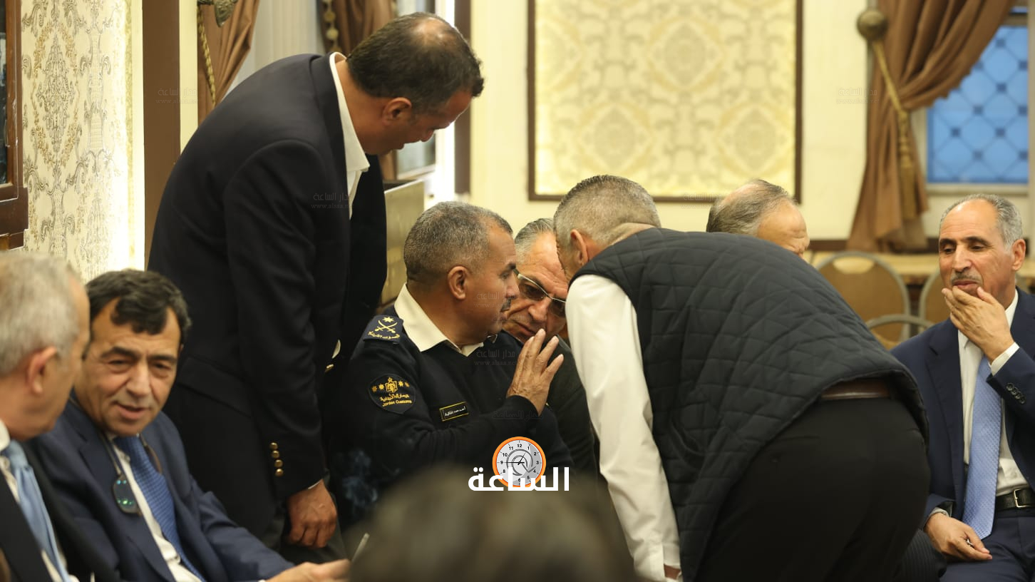 Madar Al-Saa Images 0.7280411964509459