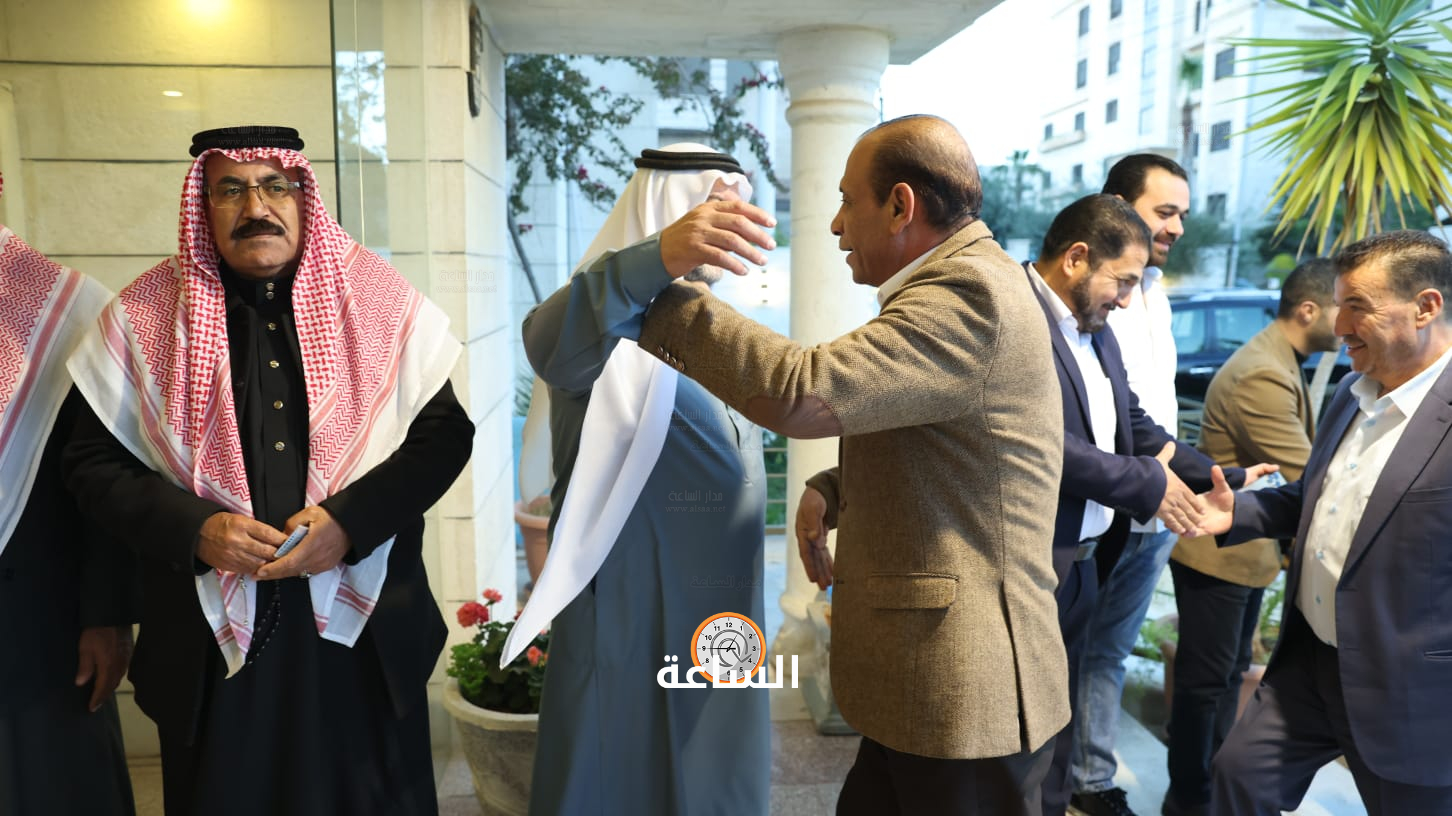 Madar Al-Saa Images 0.3969348760096516