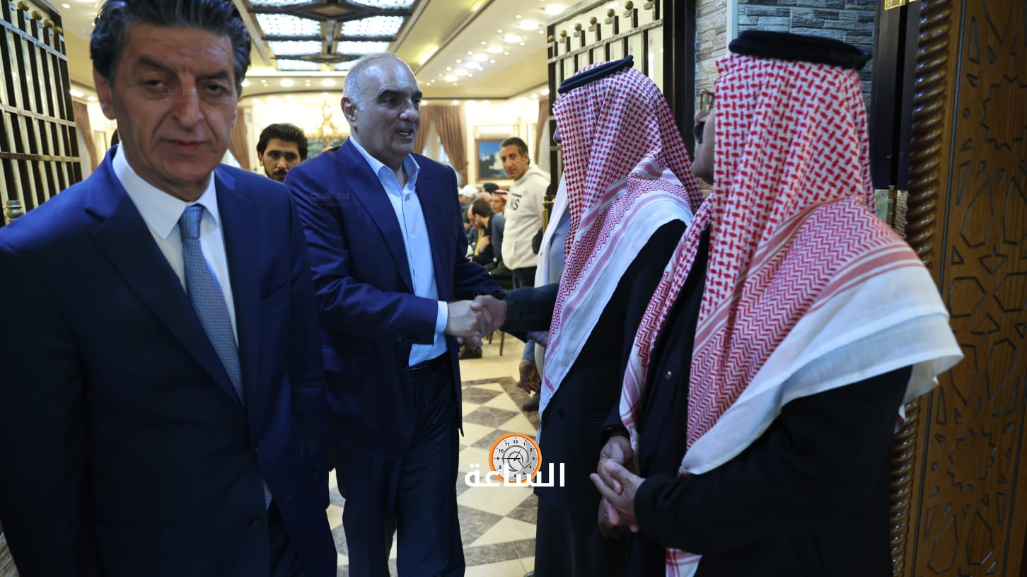 Madar Al-Saa Images 0.8318383362099082