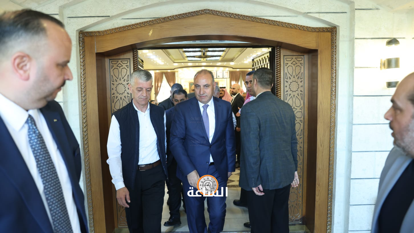 Madar Al-Saa Images 0.9468126620967215