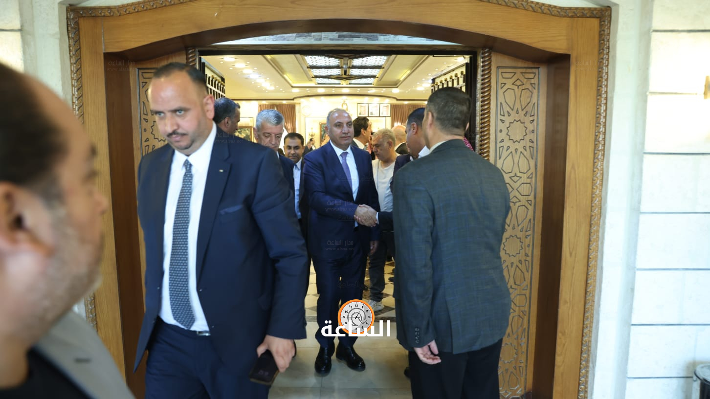 Madar Al-Saa Images 0.9536173593405082