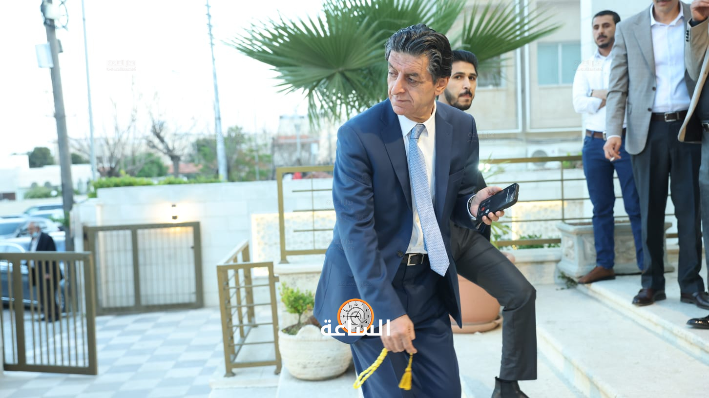 Madar Al-Saa Images 0.48777540424429977