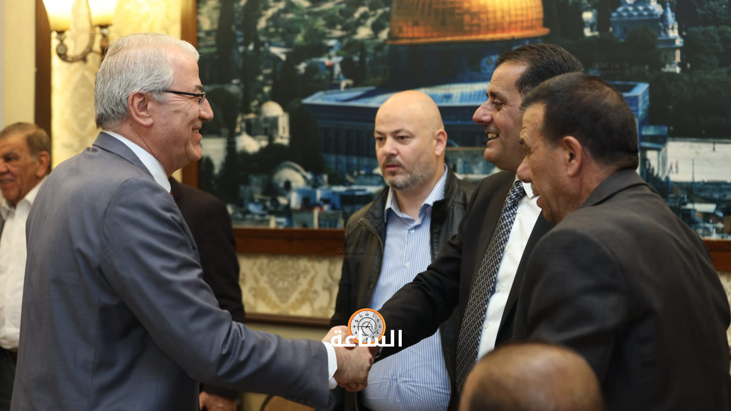 Madar Al-Saa Images 0.9777602992031574