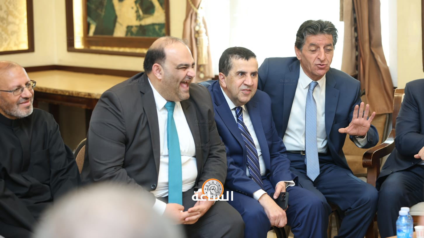 Madar Al-Saa Images 0.683697341074782