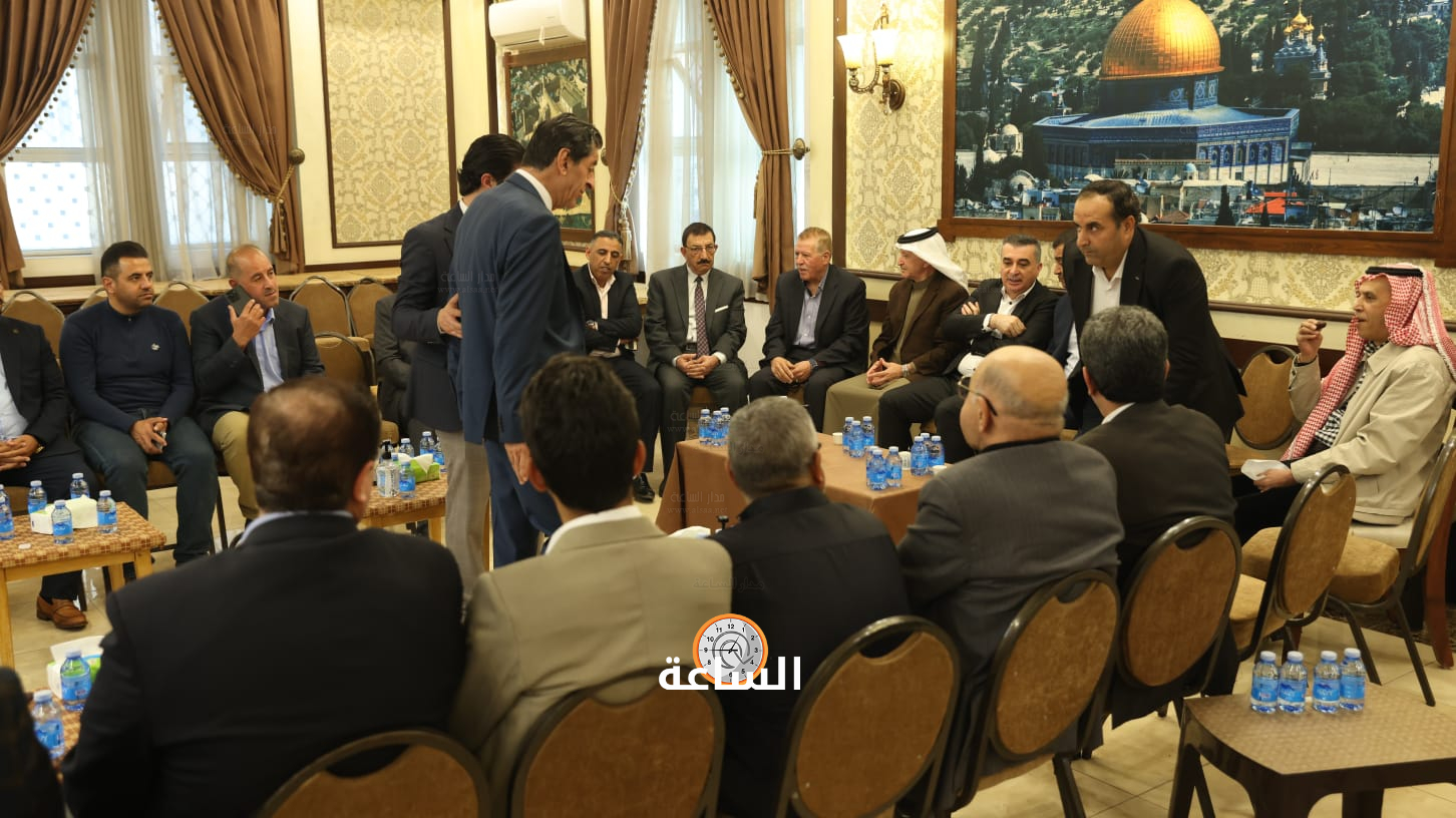 Madar Al-Saa Images 0.7056293708083551