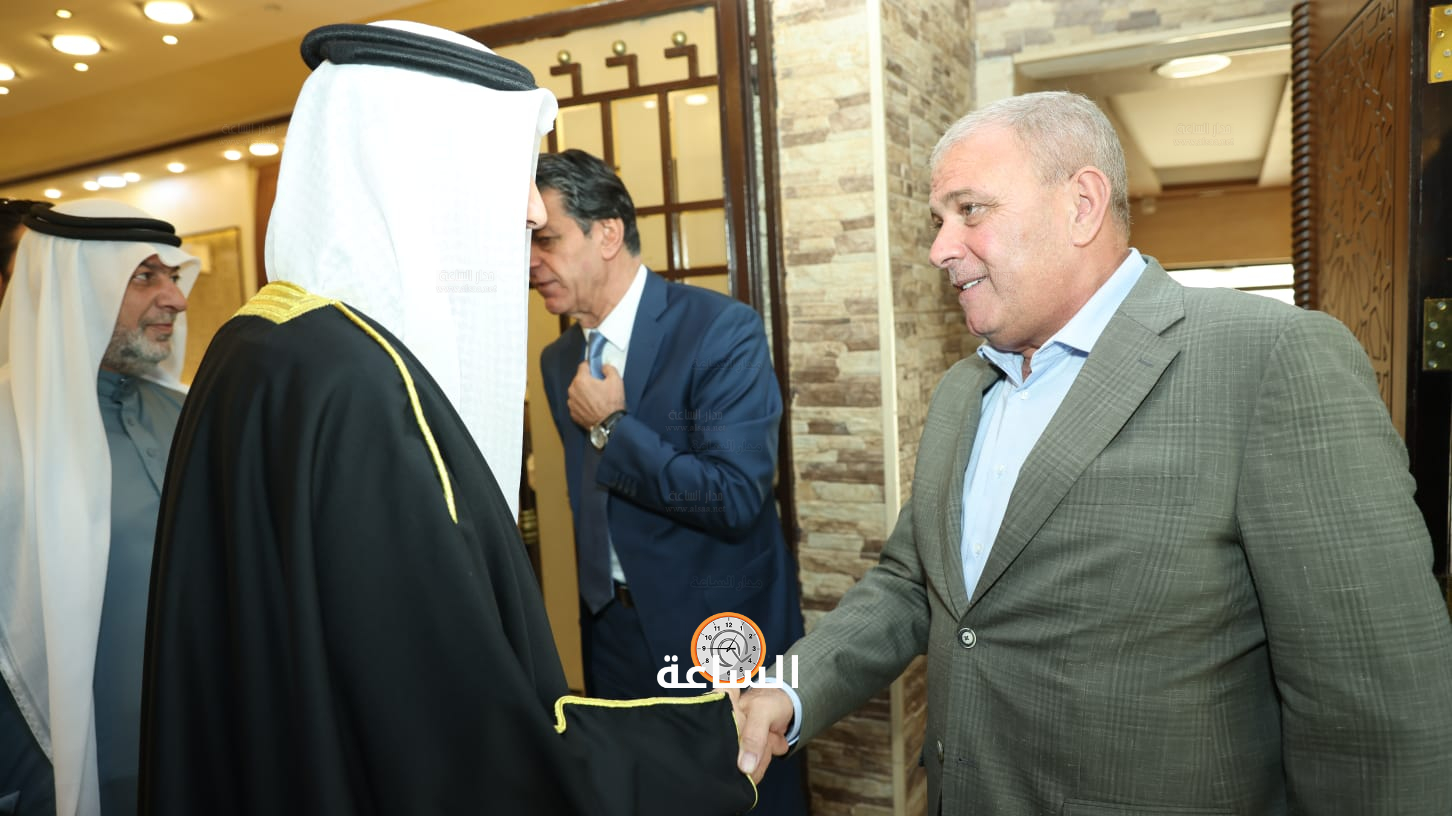 Madar Al-Saa Images 0.5338310909414187